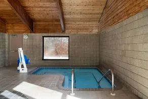 AmericInn by Wyndham Tofte Near Lake Superior - Piscine