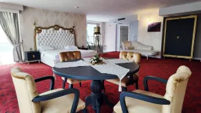 Grand Merpond Otel - Zimmer
