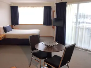 The Lord Forrest Hotel - Room