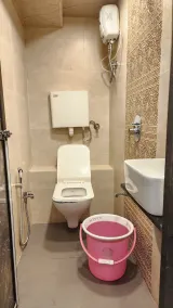 Dharavi Residency - Bathroom