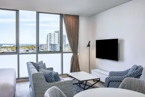 Meriton Suites Liverpool - Room