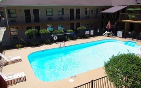 Americas Best Value Inn - Malvern - Pool
