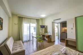Athina Beach Hotel - Rum