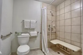 Cathedral Hill Hotel - Baño