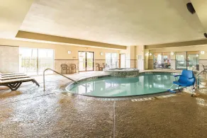 Comfort Suites Beaumont I-10 - Piscine