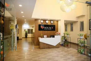 V House 5 Serviced Apartment - Lobby
