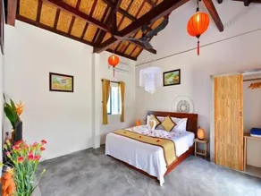 Local Beach Homestay - Room