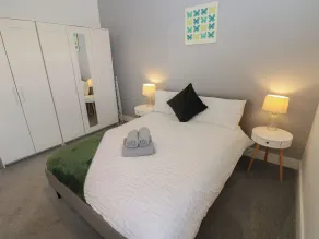 Harbourside Apartment - 1 Bedroom - Sleeps 2 - Værelse
