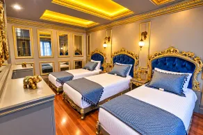 REAL KiNG RESiDENCE - Room