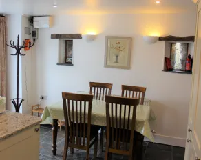 Dee Valley Cottages - Restaurant
