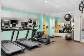 Tru By Hilton Middleburg Heights Cleveland Airport - Salle de remise en forme
