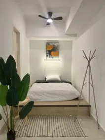 Econest Eco Botanic Muji Style Duplex 3BR Educity - Chambre
