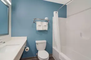 WoodSpring Suites Morrisville - Raleigh Durham Airport - Salle de bain