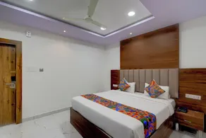FabHotel Palm Tree - Apollo Hospital & Road No 92, Jubilee Hills - Quarto