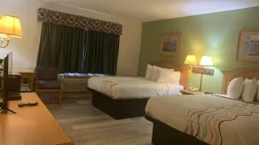 Regency Inn And Suites - Værelse