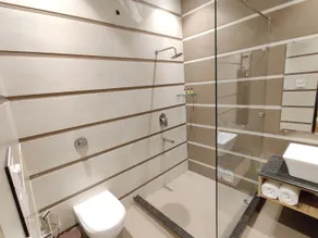 Hotel Exotic - 5 min walk from Golden Temple - Bathroom