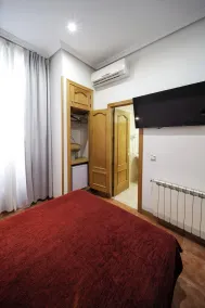 Chambre chez l'habitant | Proche Palais royal de Madrid - Chambre