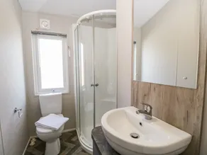 Parkers Place - Bathroom