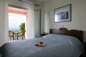MIRA Resort Maizonettes - Chambre