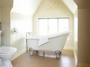 Broom Hall Inn - Bathroom