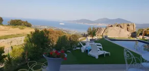 Le rocher - Piscine