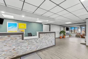Days Inn by Wyndham Alpena - Lobby