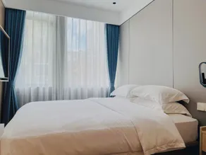 Dayin Serene Garden Hotel -People's Square & Nanjing Road-Large Social Area -Bar -Café -Gym -Free Laundry Luggage Storage -24H Front Desk-English Service - Zimmer