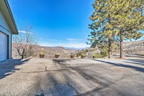 Mountain Escape - 7 Miles to Mission Ridge Resort! - Interiör