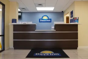 Days Inn by Wyndham Oak Grove/Ft. Campbell - Hall