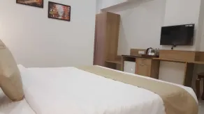 Magnus Square Business Hotel, Viman Nagar Pune - Room