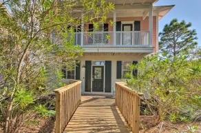 Easy Walk to Seagrove Beach: 'Beverly Bungalow' - Innvendig