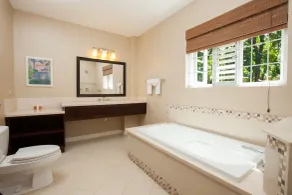 Prospect Estate and Villas - Bathroom