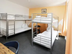 Hotel Goldener Hahn - Habitación