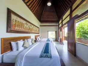 Giriya Amerta Hotel - Habitación