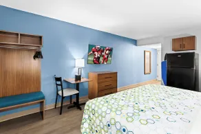 HomeTowne Studios by Red Roof & Conference Center Cortland - Chambre