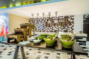 Livin' Serviced Apartments - Restaurante