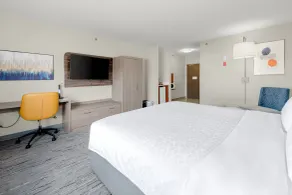 Holiday Inn Express Hotel & Suites-Edmonton South by IHG - Utsikt från rummet