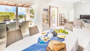 Villa Maya - Restauration dans la chambre