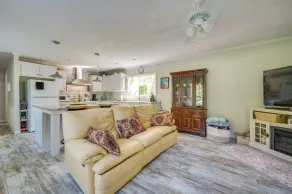 Pets Welcome! Lexington Getaway w/ Gigantic Yard - Interiör