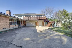 Quiet & Convenient Unit, 7 Mi to Lake Ray Hubbard! - Interior