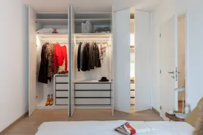 Unit 4 - Spacious Smart Home Triplex Private Garden & Parking - Quarto