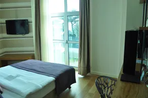 Wes Hotel - Habitación