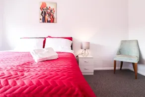 Polperro House - Chic & Stylish Home Contractor & Family Ready - Værelse
