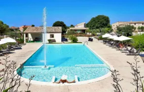 Artemisia Resort - Piscine