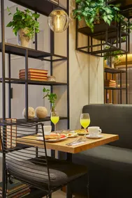 14 Urban Hotel - Restaurant