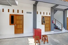 SPOT ON 90577 Griya Afifah Syariah - Recepción