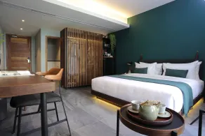 Baitong Hotel & Resort Phnom Penh - Room