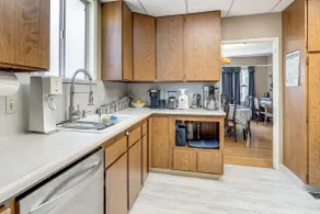 Miracle Mile Stay: Classic Stockton Home w/ Yard! - Innvendig