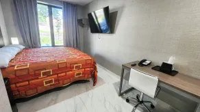 Hotel Fuego Bronx near Yankee Stadium - Room