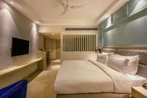 Ramada by Wyndham Goa Arpora - Room